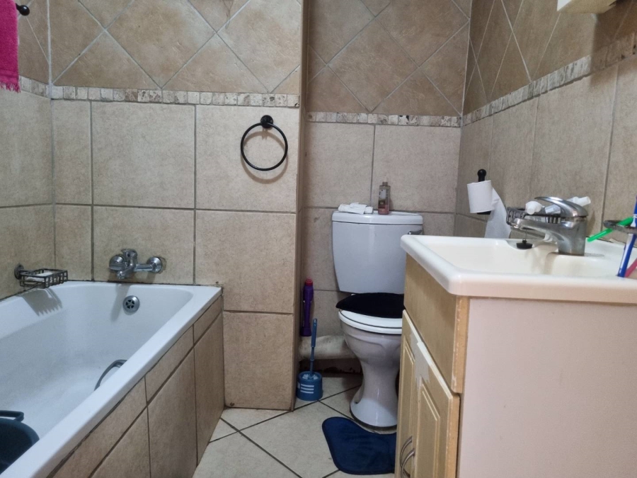 2 Bedroom Property for Sale in Brits North West